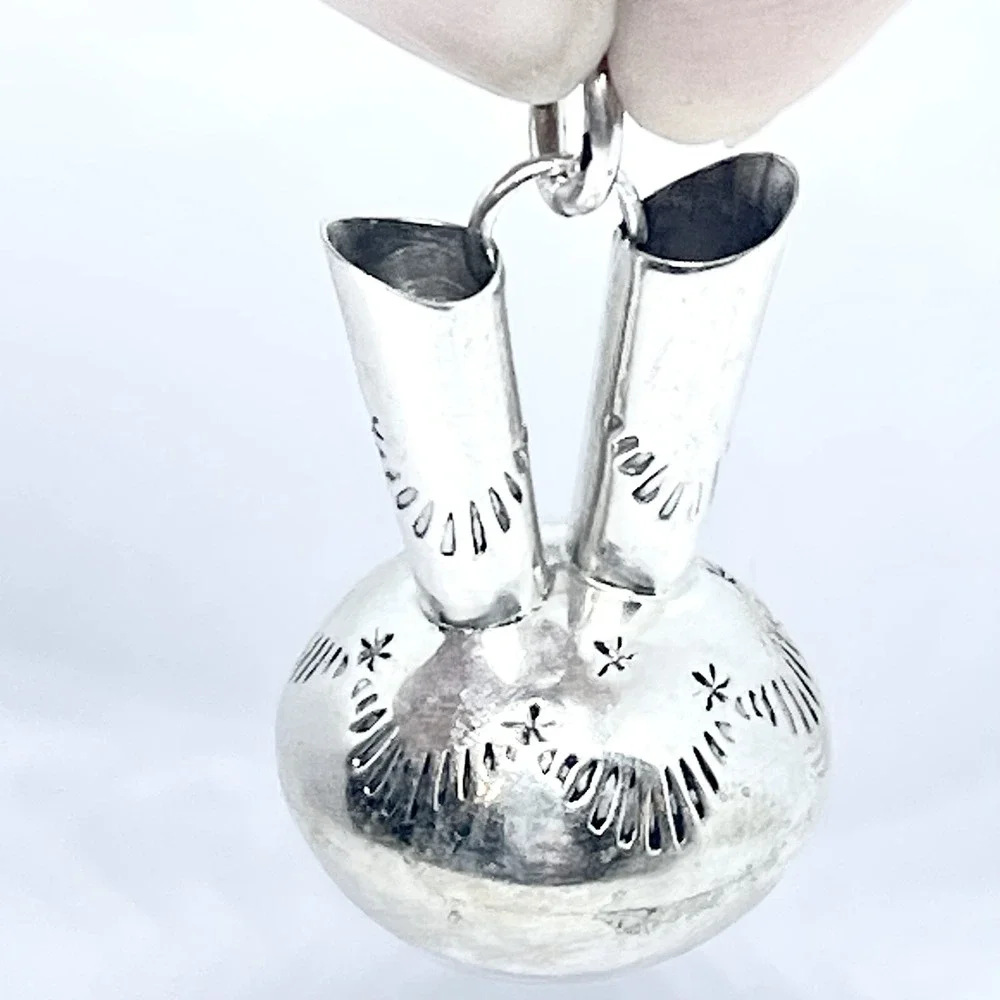 Mini Wedding Vase Navajo Pendant Stamped Signed WKW Native Charm‎ Sterling